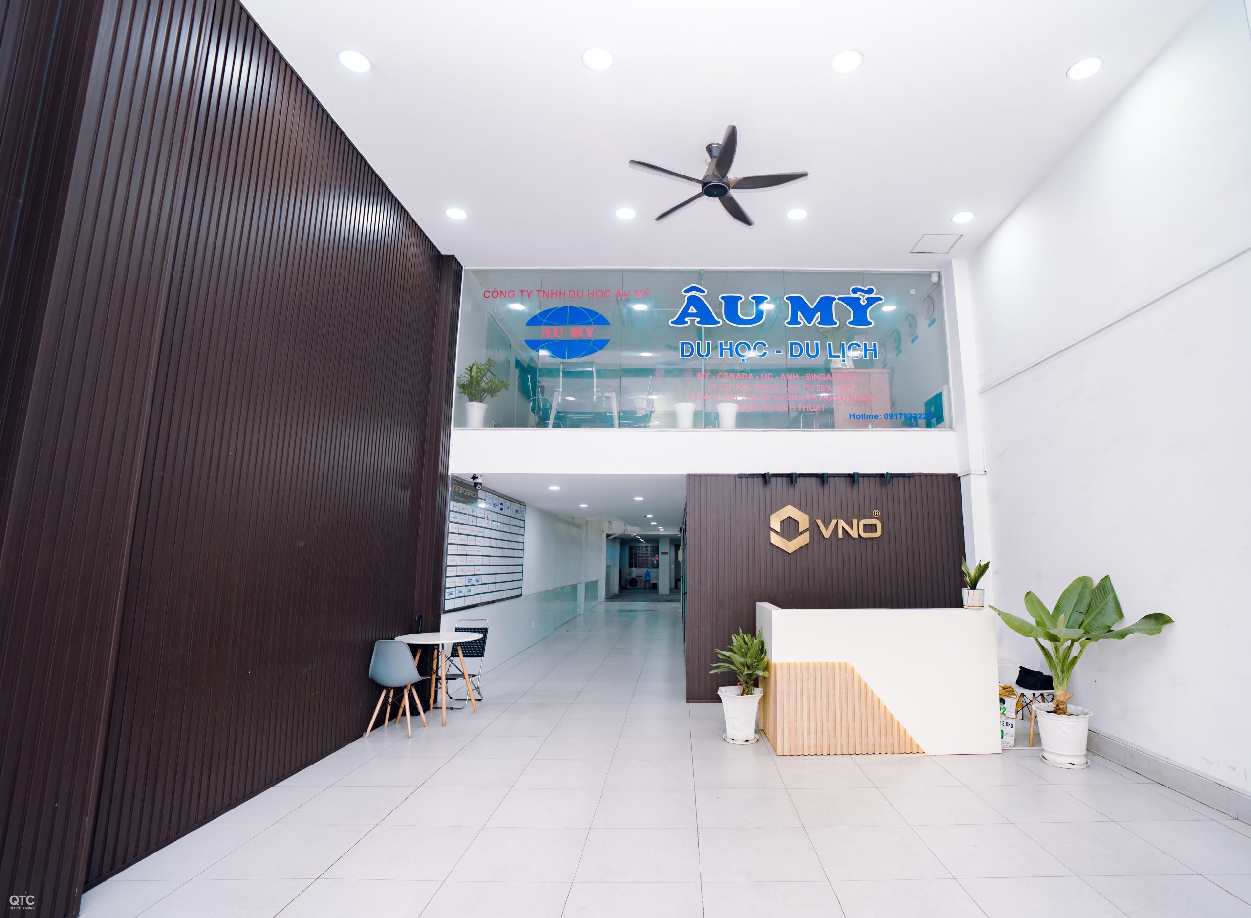 VNO CMT8