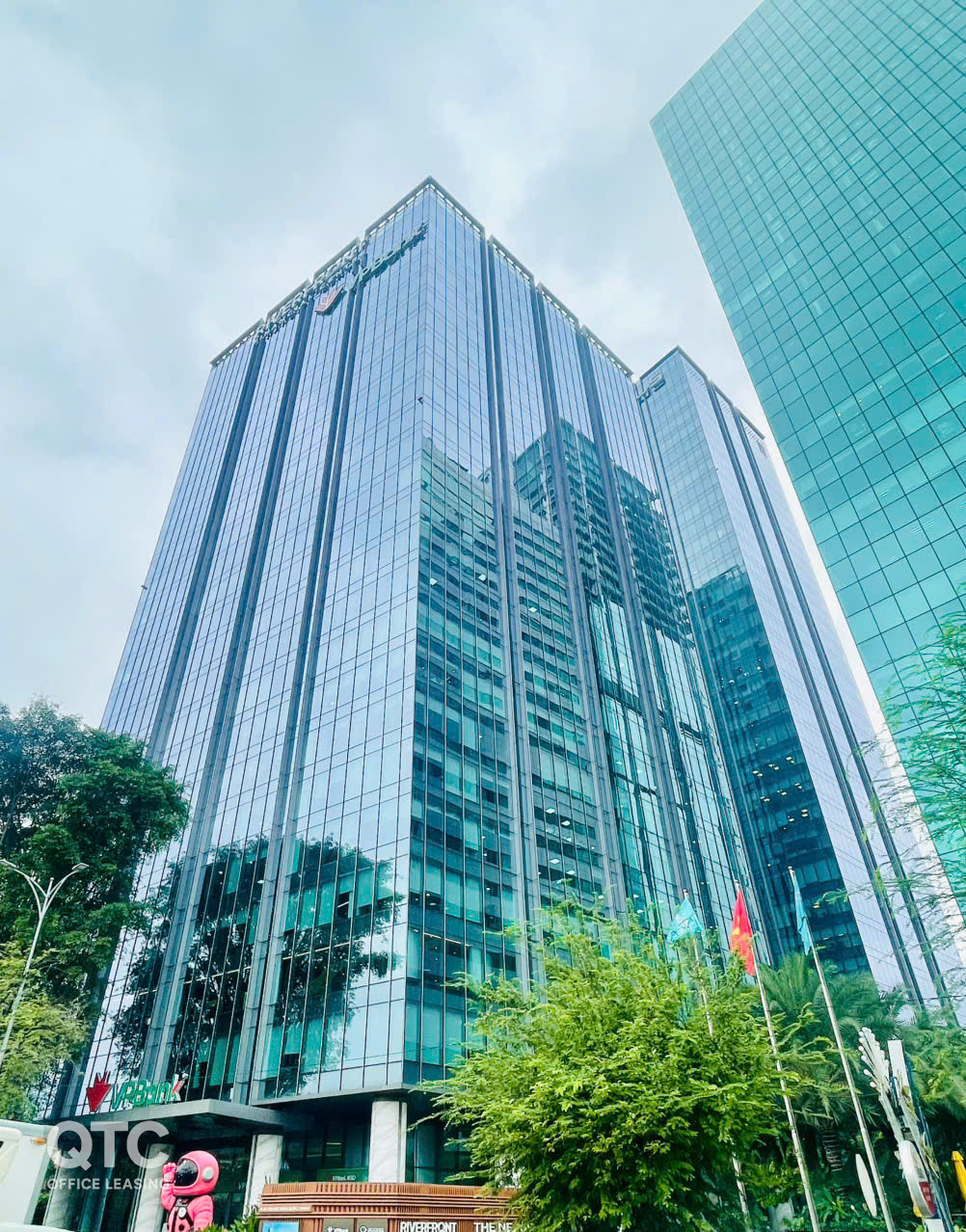 Riverfront Financial Centre