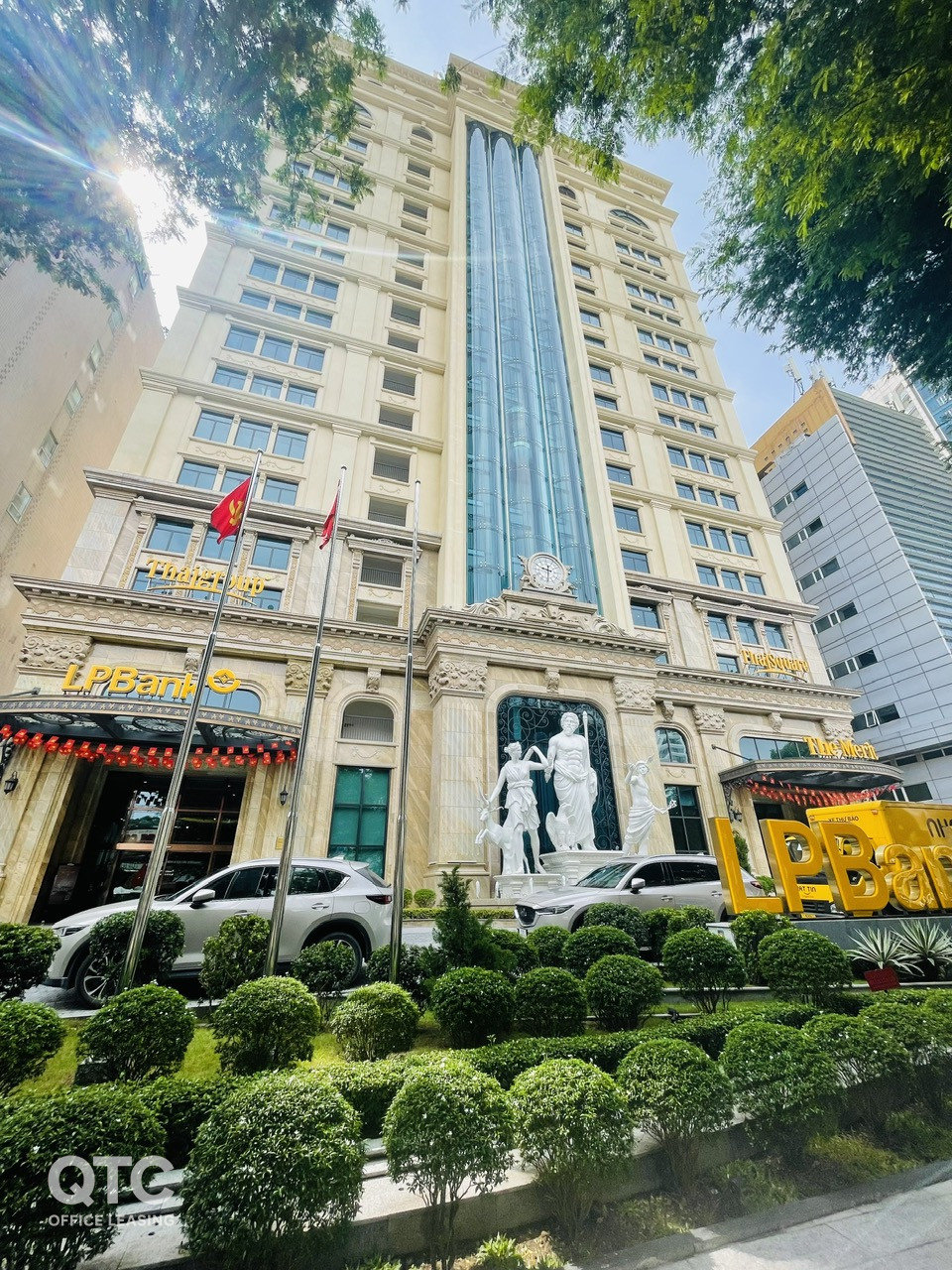 ThaiSquare The Merit