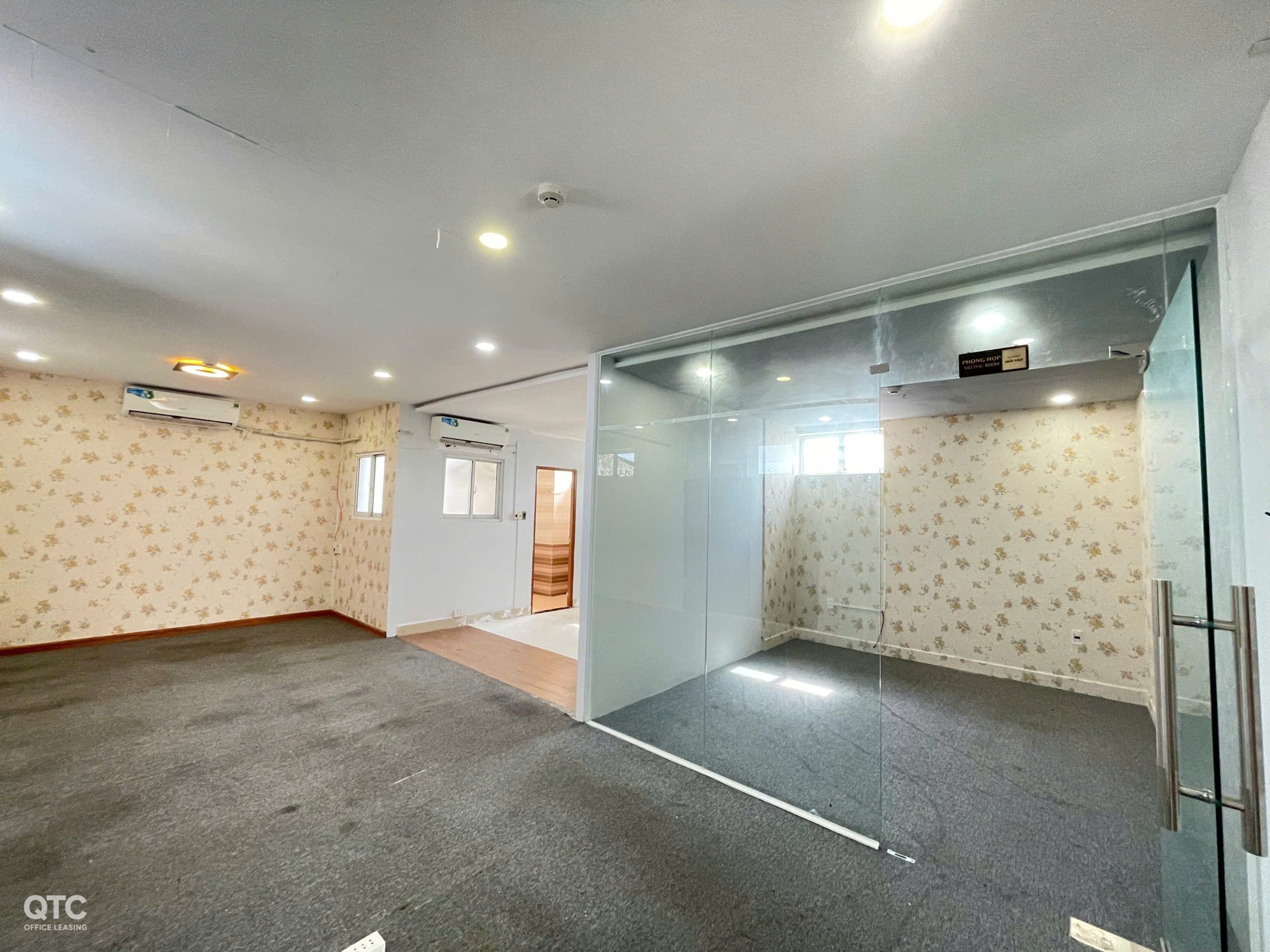 127 Building Hoà Hưng