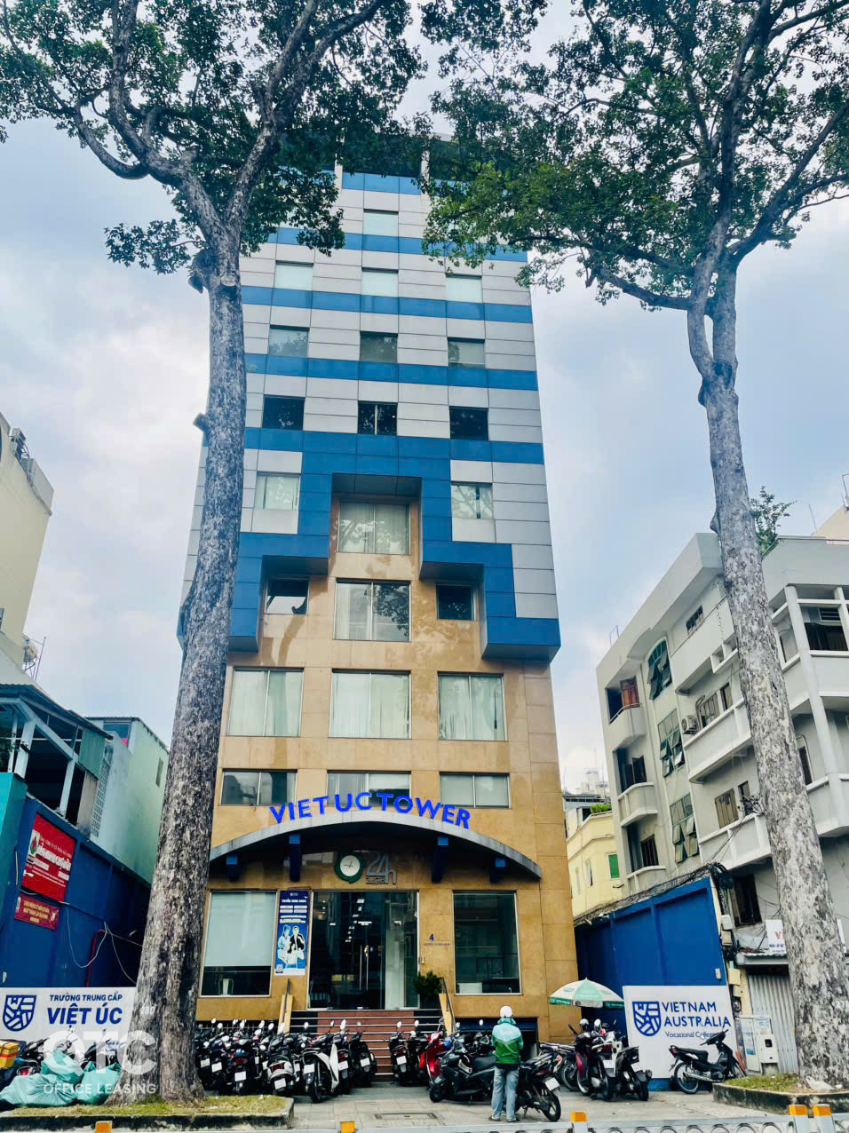 Tòa nhà Việt Úc