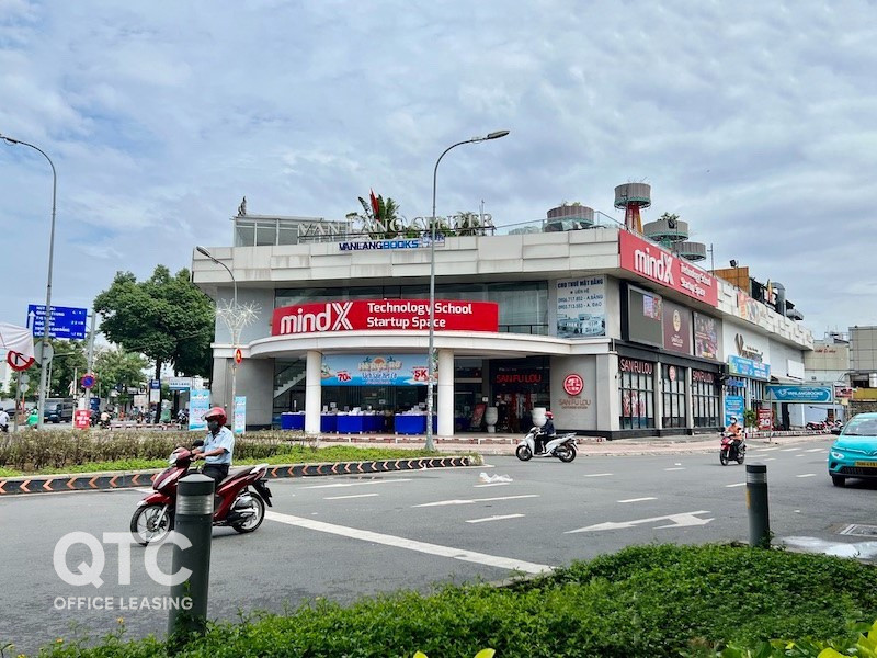 Văn Lang Center