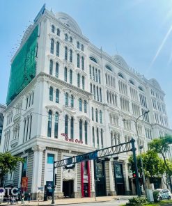 Tòa nhà Saigon Paragon