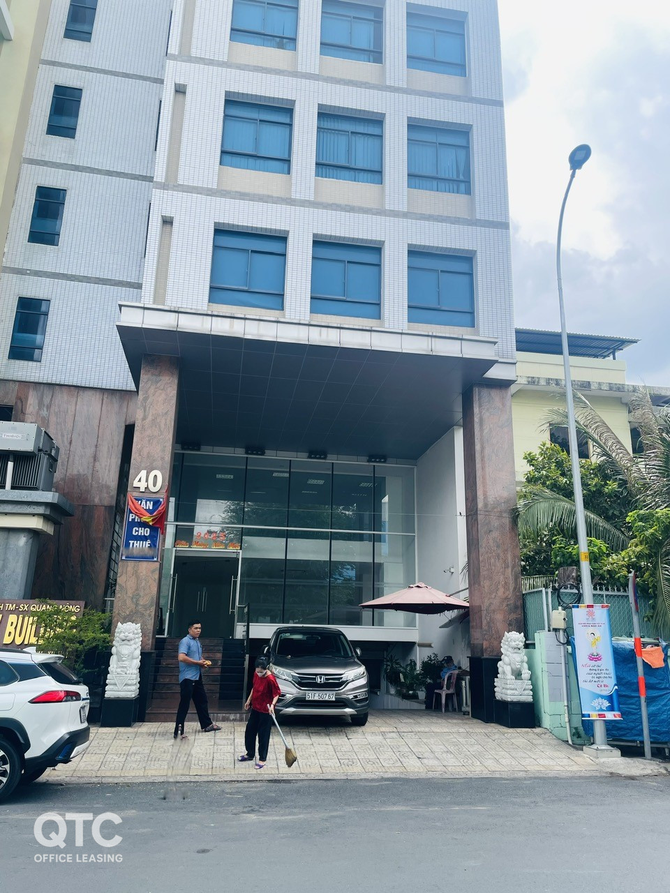 Arrow Building